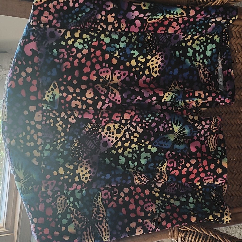 WOMEN: BUTTERFLY RAINBOW 🌈 SHORTS - Picture 6 of 6